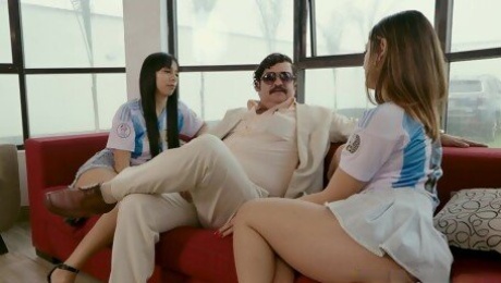 Pablo escobar fucks two argentinian girls and destroys their asses