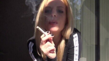 ROXIE RAE BLOWS SMOKE IN YOUR FACE OUTSIDE